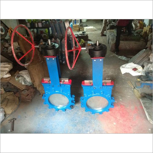 Gear Operated Knife Gate Valve Size: 40Mm To 600Mm