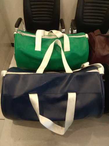 Leathrised gym bag