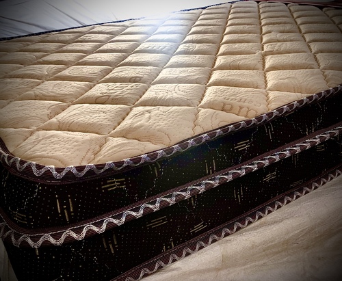 Jacquard Mattress Thickness: 100 Millimeter (Mm)