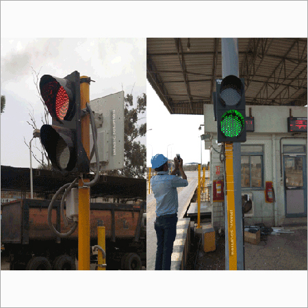 Weighbridge Traffic Light Signal By TRAFITRONICS INDIA PVT. LTD.