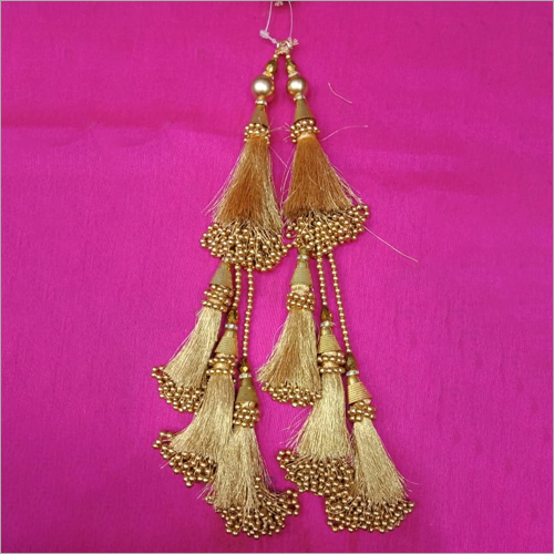Golden Saree Latkan