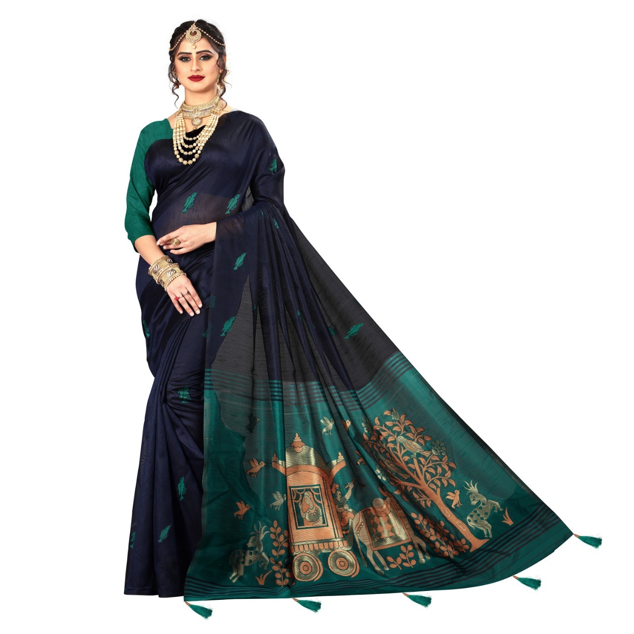 Heavy Rich Pallu Banarasi Silk saree & Thread Work
