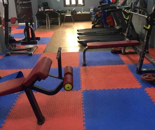 Commercial Gym Setup - PU Rexine Seat, Adjustable Strength Machine | 80-100 Weight Stick, Manual Operation, 1 Year Warranty