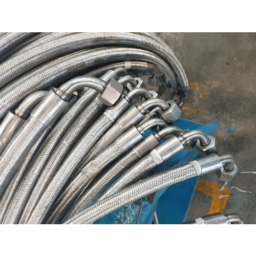 Hose Assemblies - Color: Silver