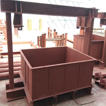 Industrial Conveyor Structure - Industrial Grade Galvanized Bar Design | Designed for Robust Industrial Use and Efficiency