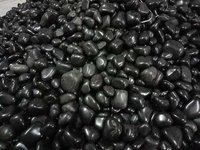 BULK EXPORT AND SALES OF JET BLACK MATE POLISHED AND GLOSSY POLISHED PEBBLES FOR GARDEN LANDSCAPING