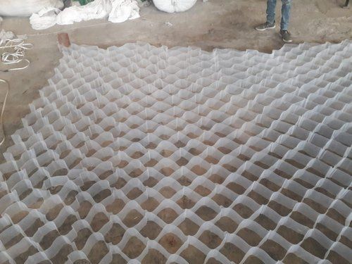 Ldpe Plastic Cell Filled Concrete - Color: White