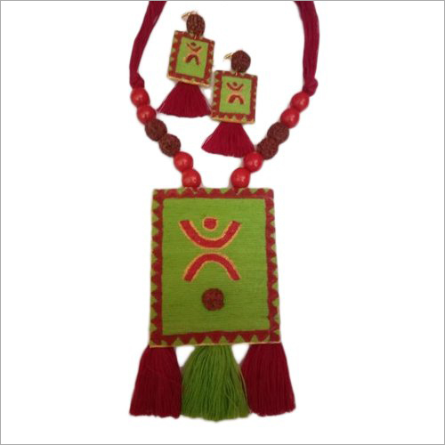 Designer Handmade Necklace Set