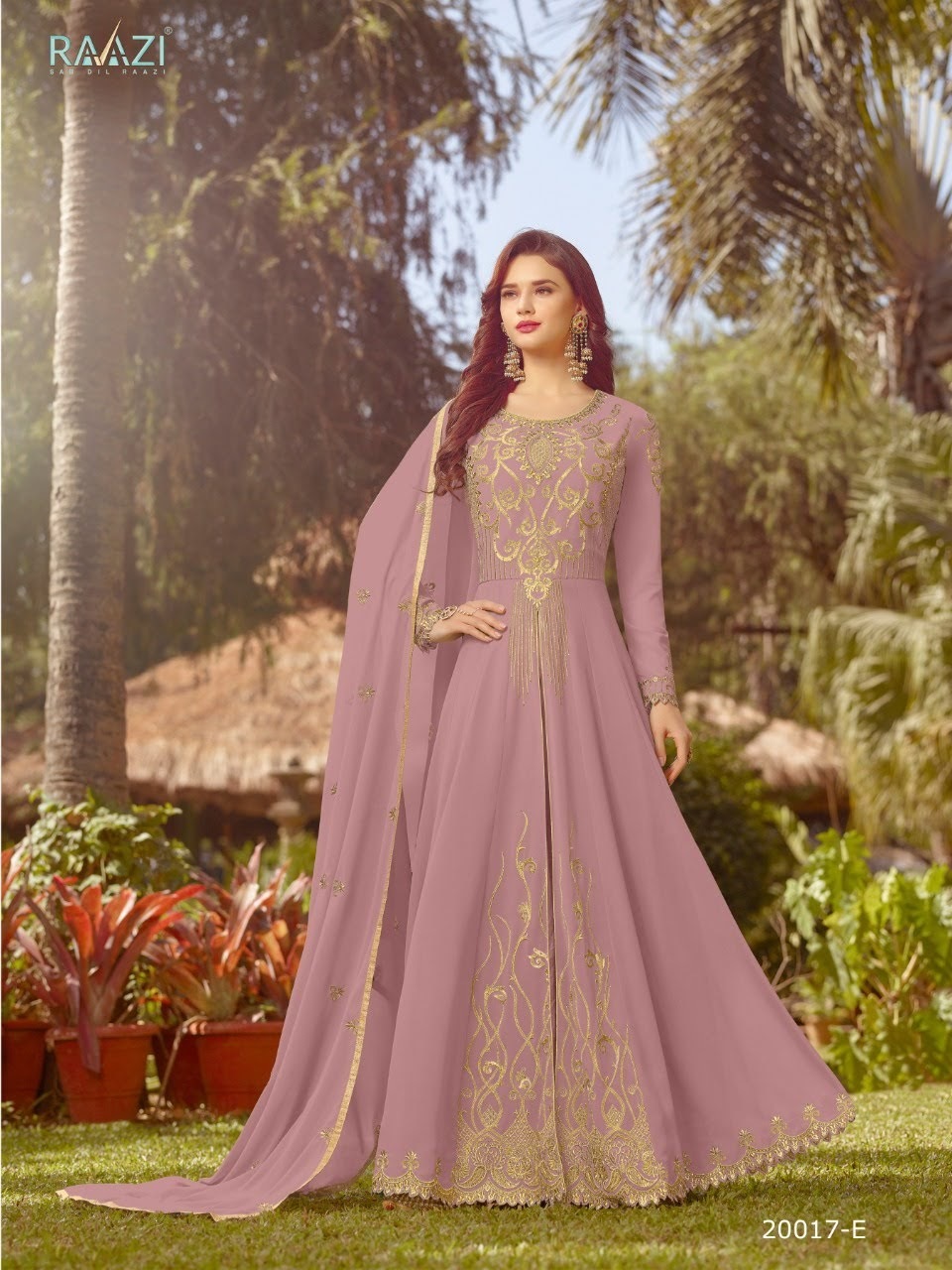 Raazi:-20017 suit