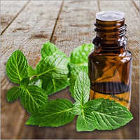 Spearmint Liquid Oil - 100% Pure, High Purity With Air Tight Packaging | Ideal For Flavor Preservation, Treats Coughing And Nose Blockage