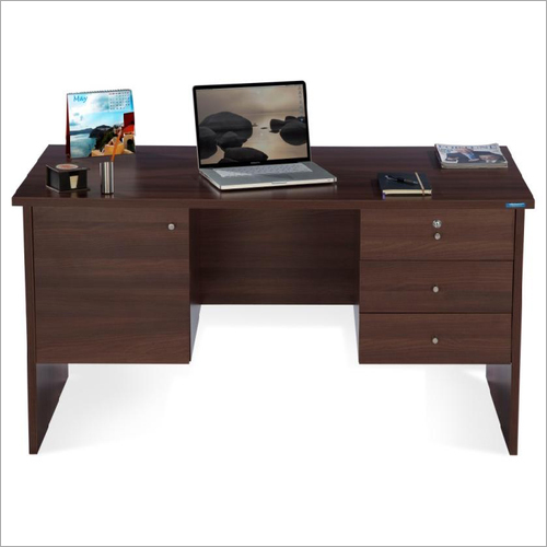 Brown Also Available In Different Colour Office Wooden Desk