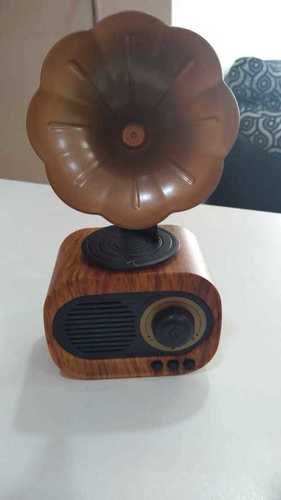 Wooden Gramaphone BT Speaker