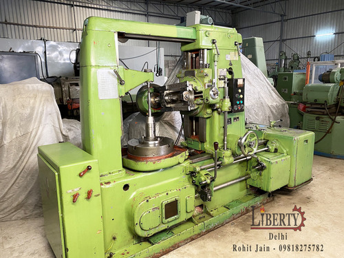 TOS FO6 Gear Hobbing Machine