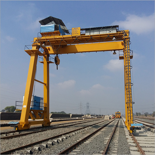 Outdoor Gantry Crane - Heavy Duty Material Handling Equipment | Durable, New, Industrial Application