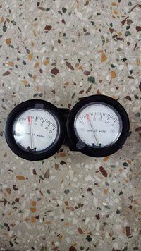 Dwyer 2-5000-50MM Minihelic II Differnntial Pressure Gauge 0-50 MM w.c