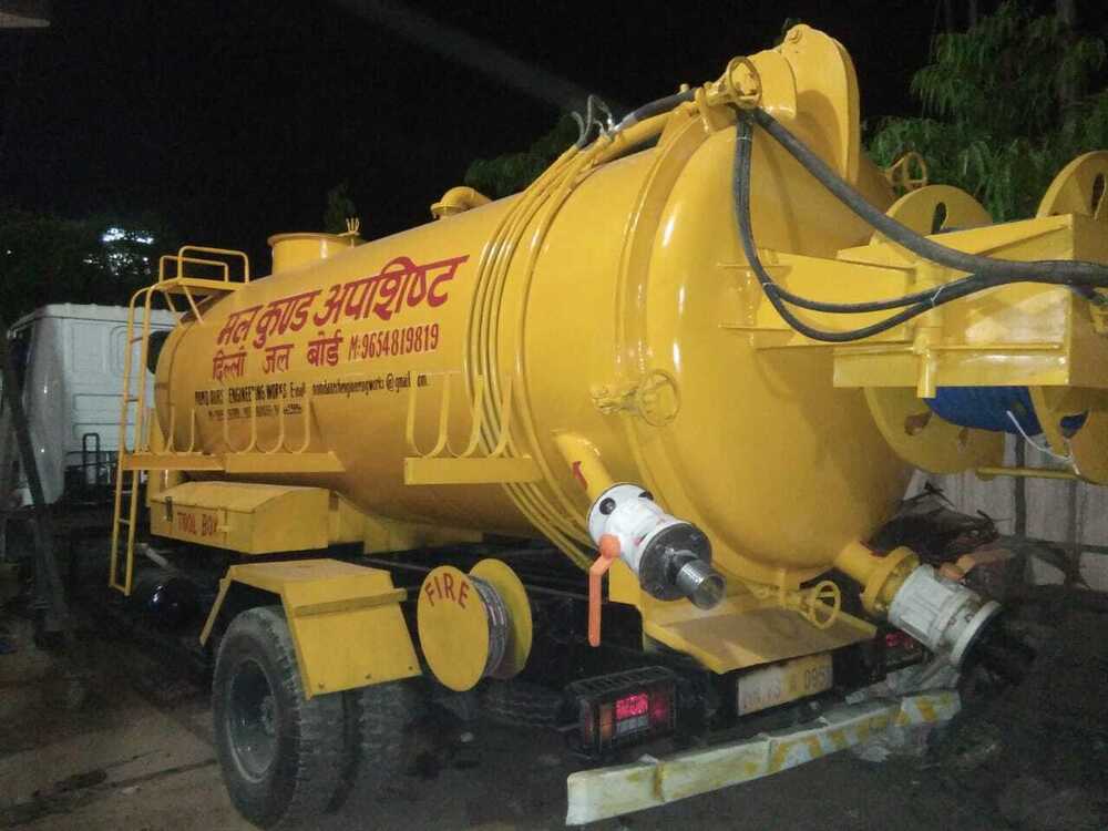 Mild Steel Sewer Suction Machine