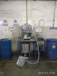 Two Nozzle Liquid Filling Machine