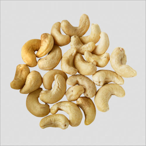 Common Natural Cashew Nuts