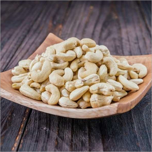 Common Indian Cashew Nuts