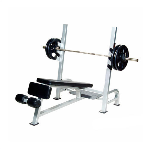Decline Weight Bench Application: Tone Up Muscle