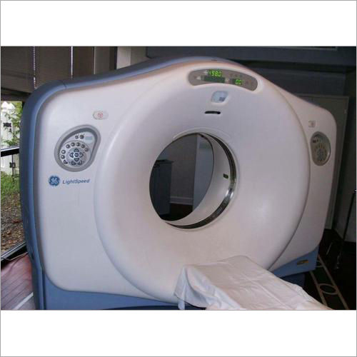 GE 4 Slice CT Scanner