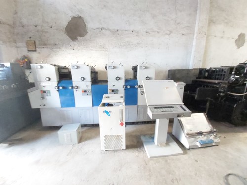 4 Colour Offset Printing Machine Used For: Paper Cutting