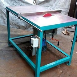 Wood cutter outlet table