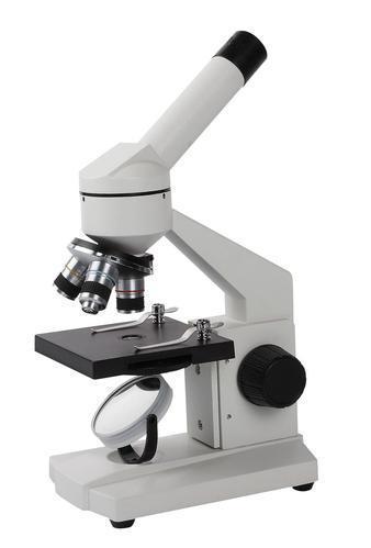 Microscope student