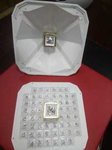 White Commando (White)