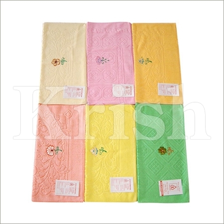 As Per Requirement Solid Embrioderry Towels
