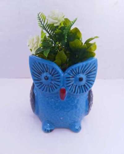 Owl shape planter