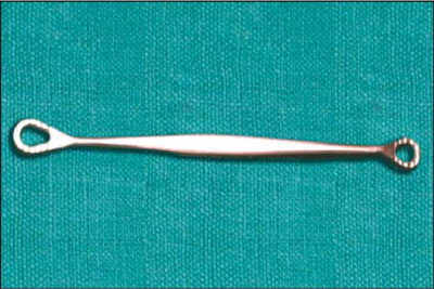 Anterior vaginal wall retrator