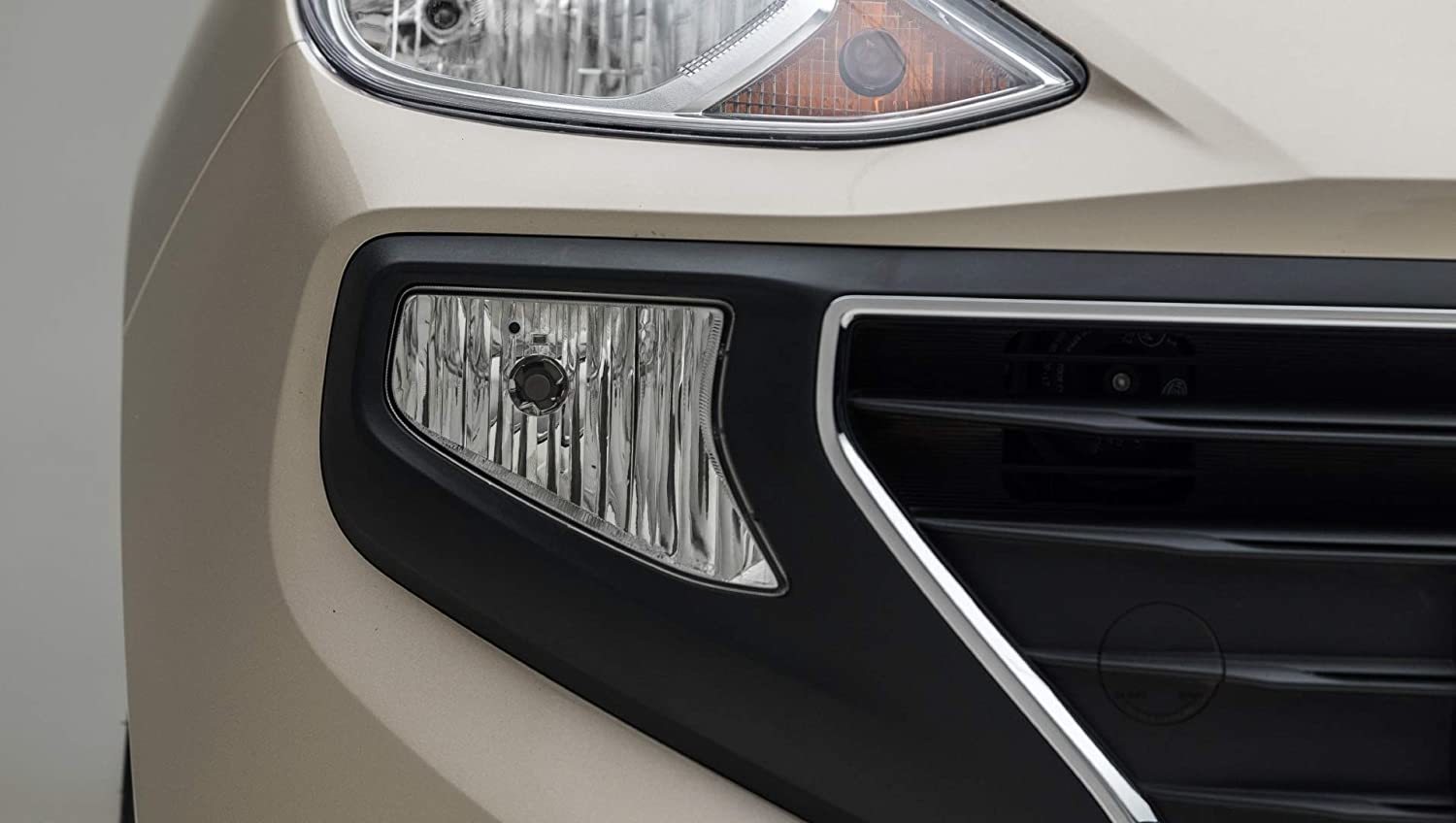 Autofasters Car Bumper Fog Light for New Hyundai Santro 2018-19
