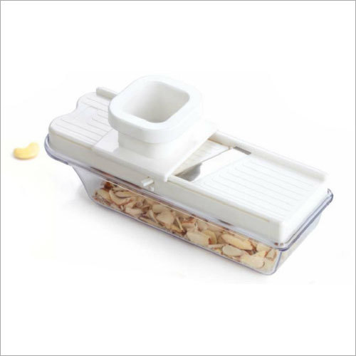 Kitchen Plastic Vegetable Slicer