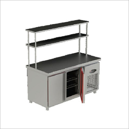 Stainless Steel Pick Up Counter With Under Refrigerator Capacity: 400 Ton/Day