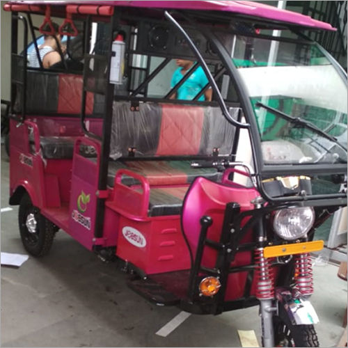 Battery Operated Passenger E Rickshaw