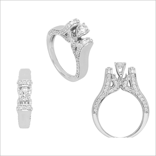 Ladies Solitaire Diamond Ring