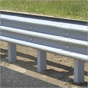 W Wear Crash Barrier