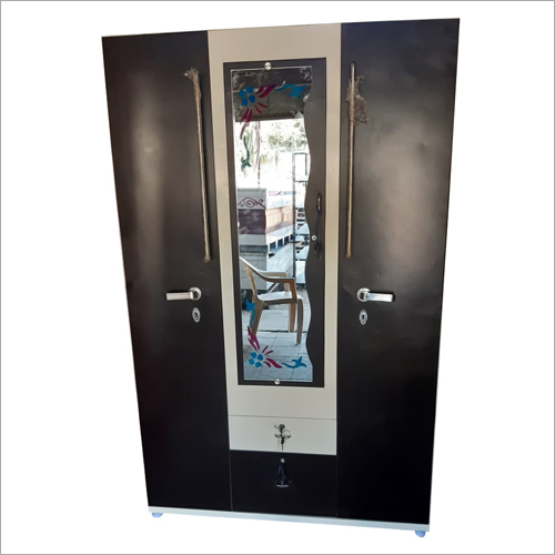 Three Doors Domestic Metal Almira