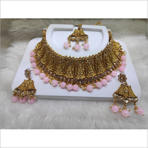 Fancy Kundan Choker Necklace Set