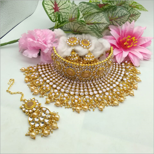 Ladies Pearl And Stone Choker Necklace Set