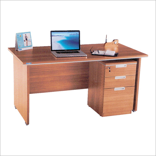 Modular Office Table Work Service By SHREE VISHNU SAW MILL AND TIMBER MERCHANT