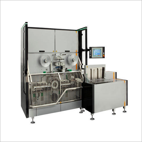M Fold Packing Machine