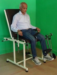 Imi 2901 Quadriceps Exercise Table - Age Group: Adults