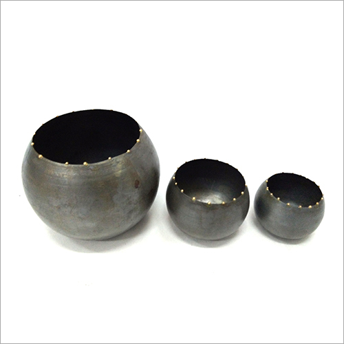 Paint Brass Beaded Pots