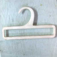 Scarf Hanger