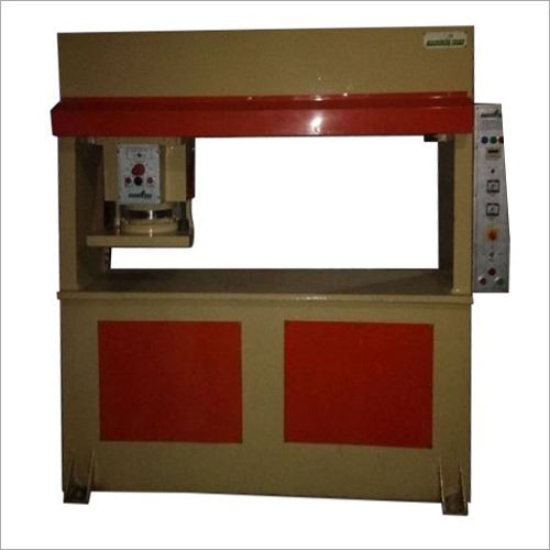 Slipper Cutting Clicker Machine