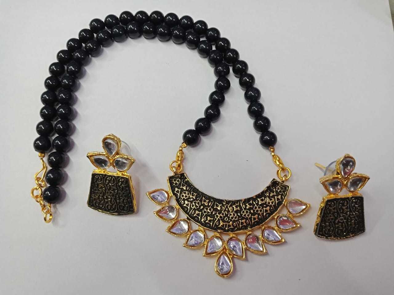 Fancy Pendant Beaded Necklace Set