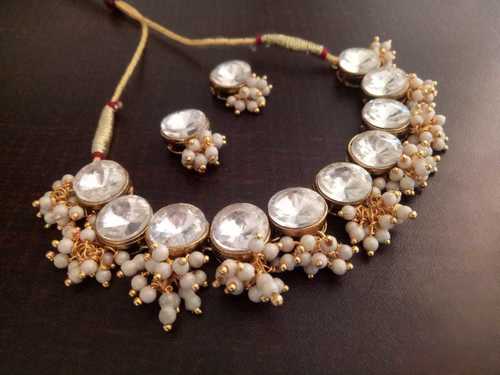 Round Kundan Necklace Set