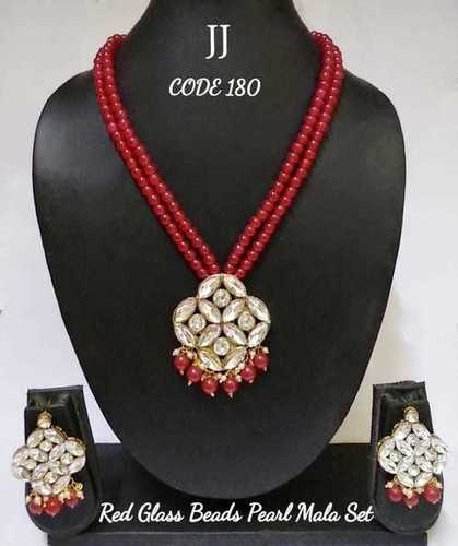 Kundan Pendant Beaded Necklace Set
